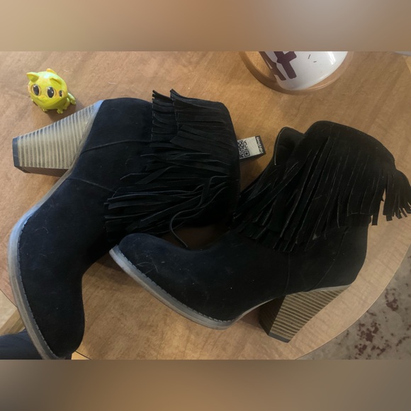 Fringe booties - Picture 5 of 5